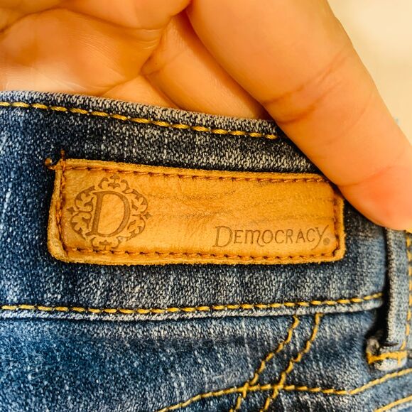 Democracy Skinny Jeans Size 14 Women’s Dark Wash Absolution Stretch Denim Pants - Picture 4 of 9